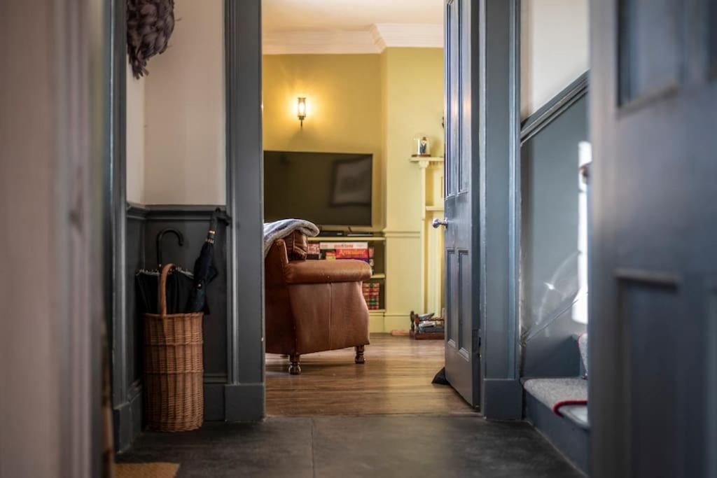 Georgian Country House -Panoramic Views -Sleeps 12 Ruthin Exterior photo