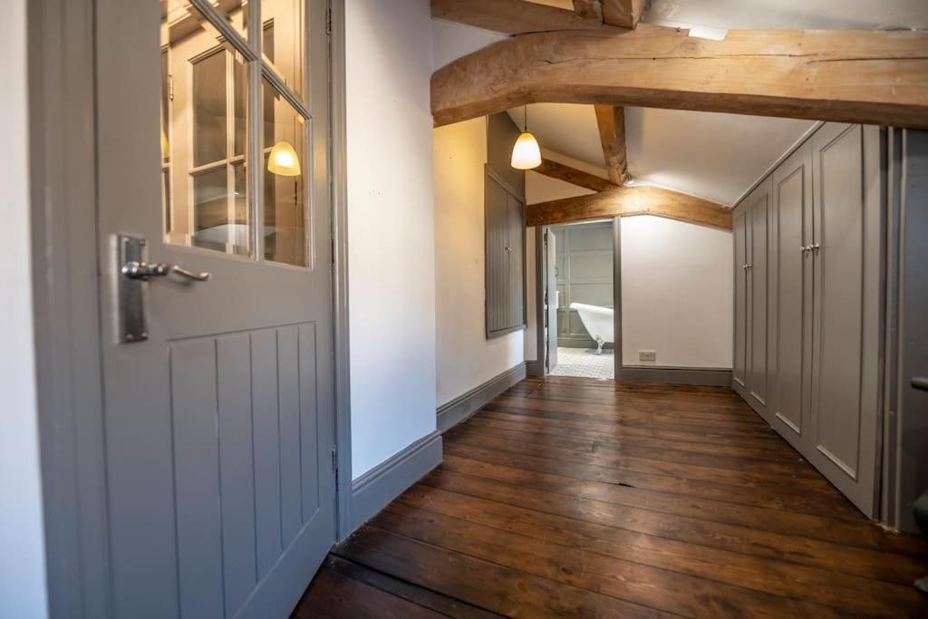 Georgian Country House -Panoramic Views -Sleeps 12 Ruthin Exterior photo