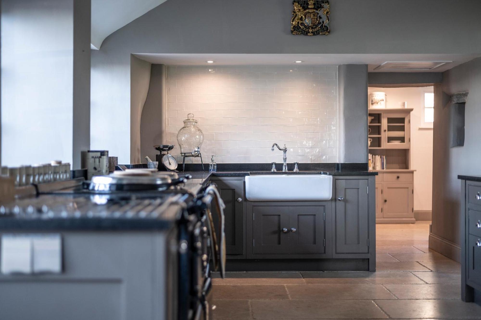 Georgian Country House -Panoramic Views -Sleeps 12 Ruthin Exterior photo